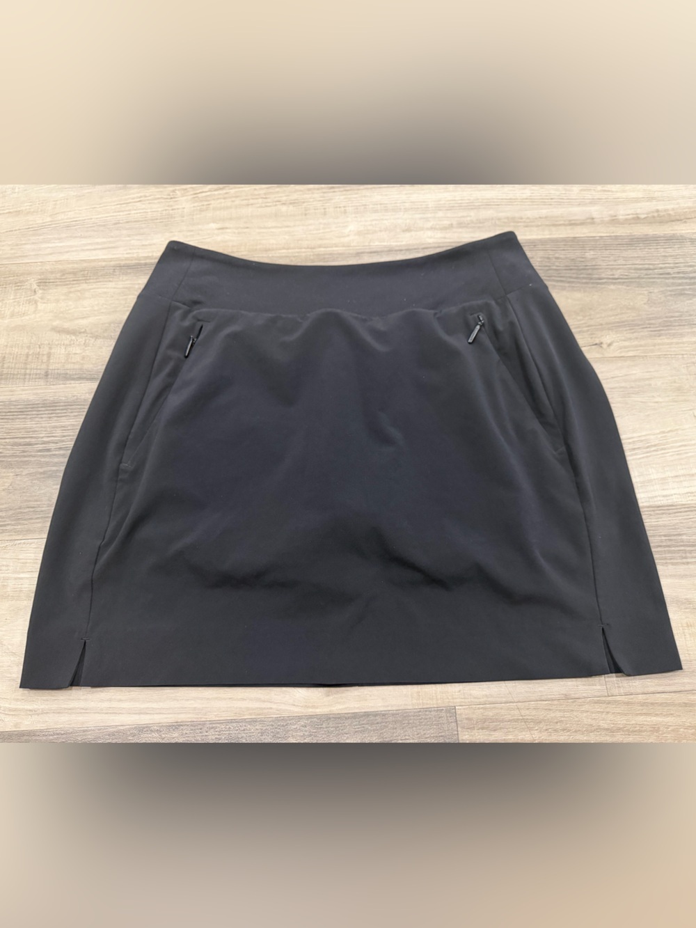 Athleta Soho Skort Skirt Black Size 4 Built-In Shorts